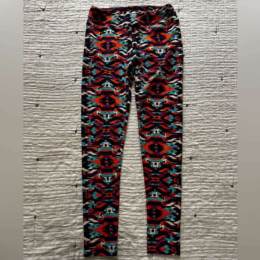 LulaRoe One Size Patterned Leggings